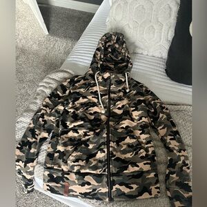 Women’s ampersan ave sweatshirt